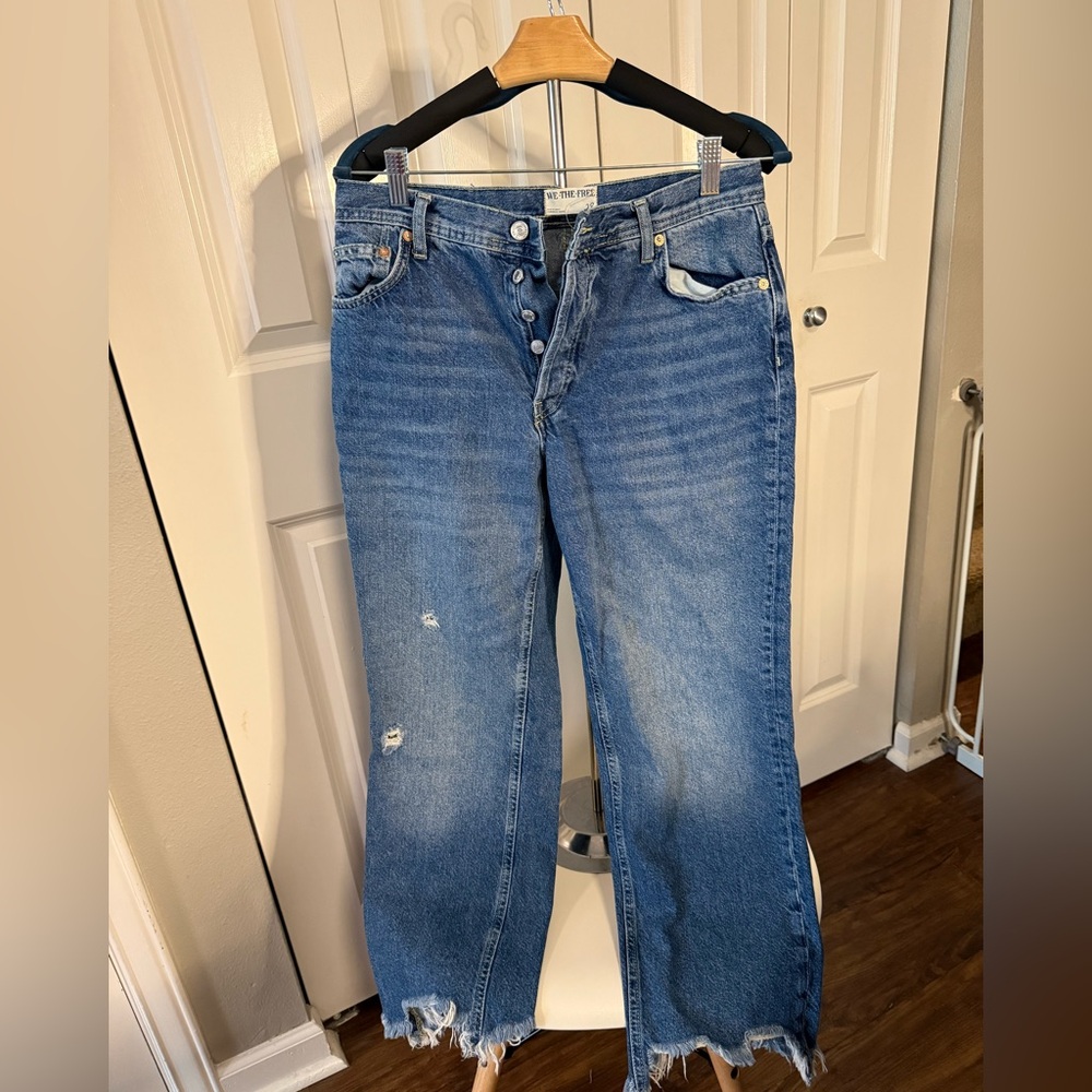 We The Free Maggie Straight Leg Jeans Size 28 Distressed Jeans - Picture 2 of 7
